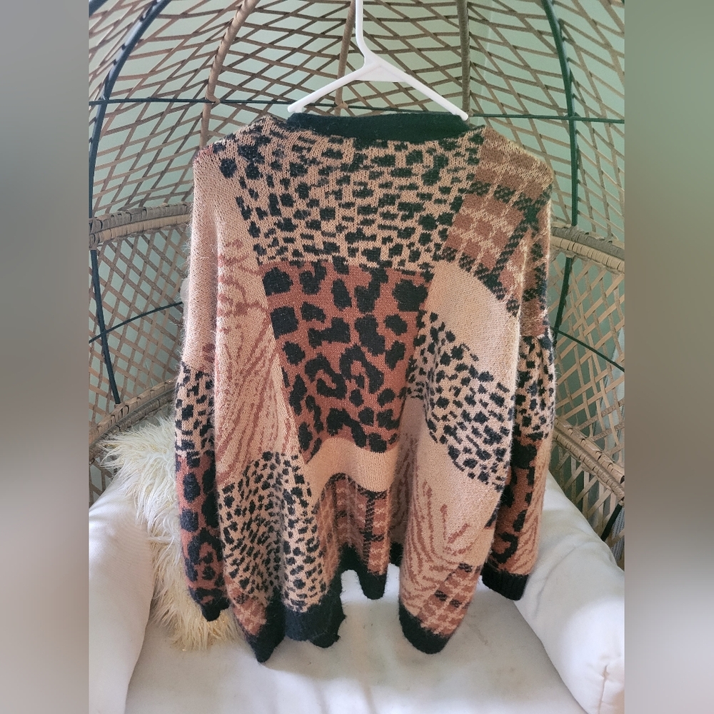 Cardigan - Picture 3 of 3